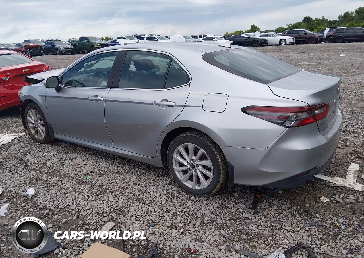 2022 Toyota Camry Le VIN:4T1C11AK3NU688393 - 3