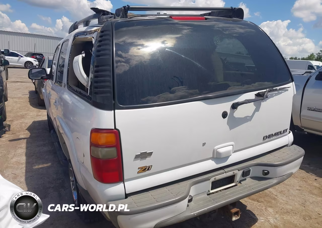 2003 Chevrolet Tahoe Z71 VIN:1GNEK13Z63R184304 - 3