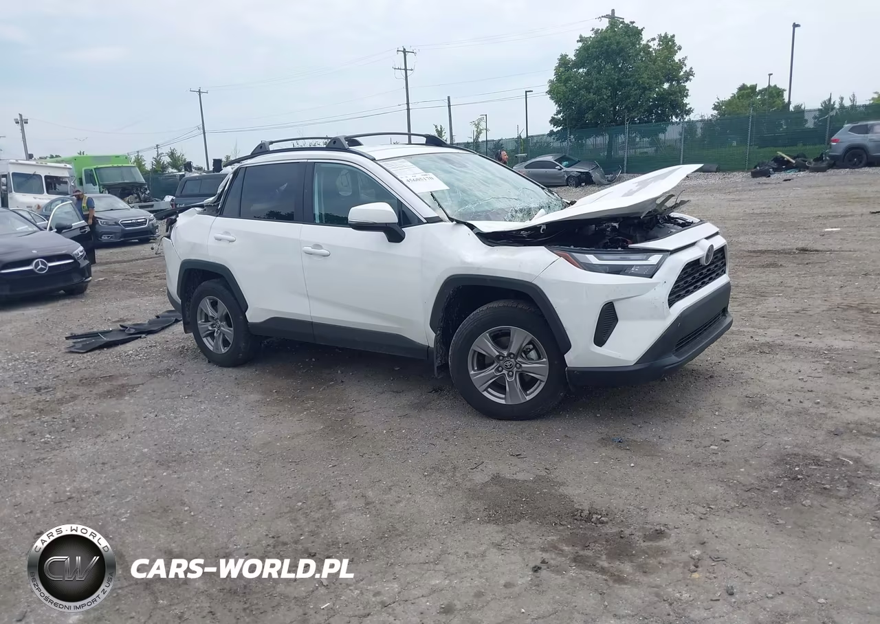 2025 Toyota Rav4 Xle – zdjęcie 1 z 16
