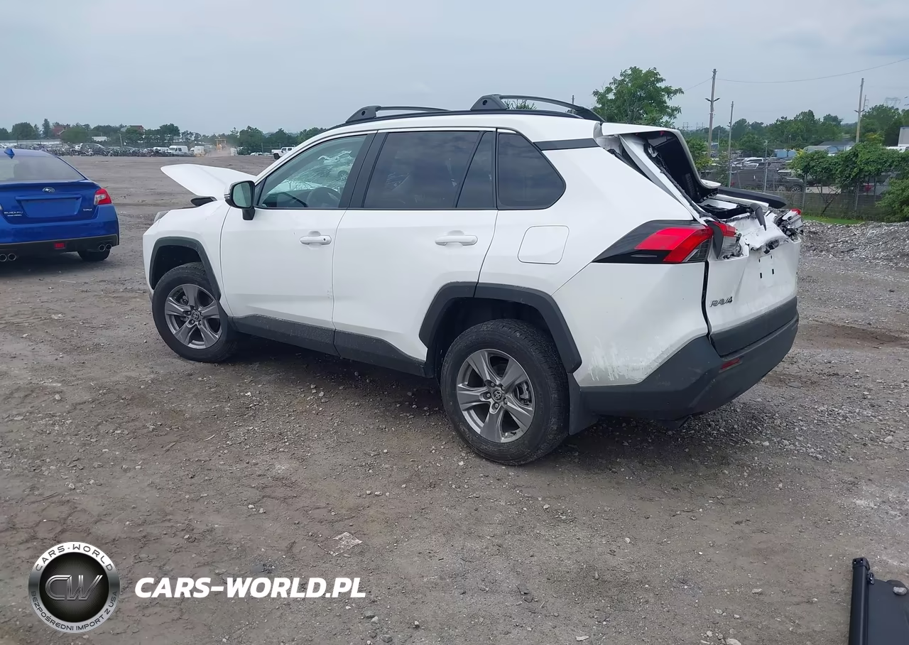 2025 Toyota Rav4 Xle VIN:2T3P1RFV9SW609122 - 3