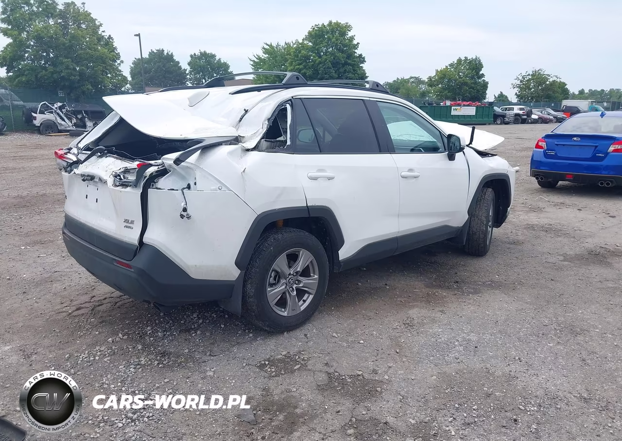 2025 Toyota Rav4 Xle VIN:2T3P1RFV9SW609122 - 4