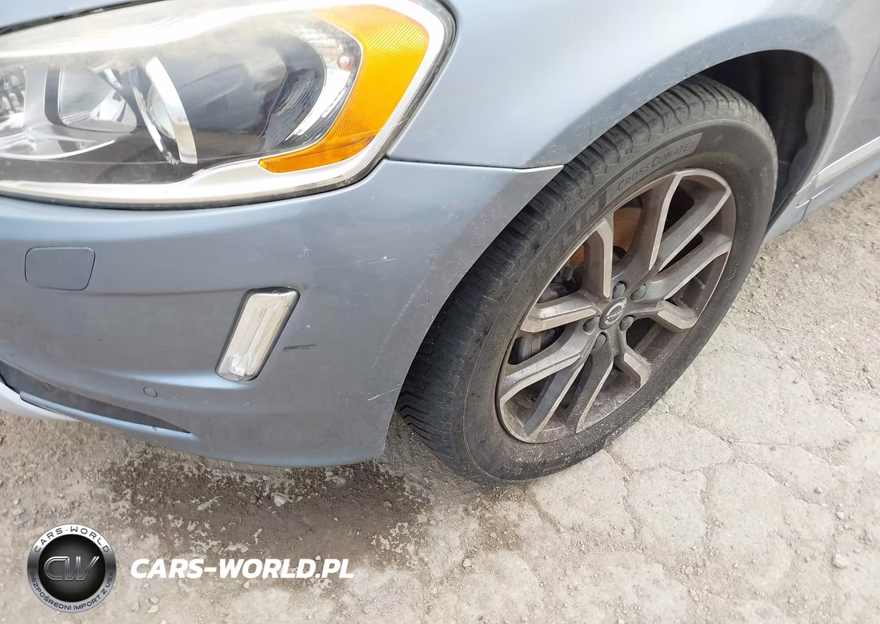 2017 Volvo Xc60 T6 Dynamic VIN:YV449MRR6H2068820 - 6