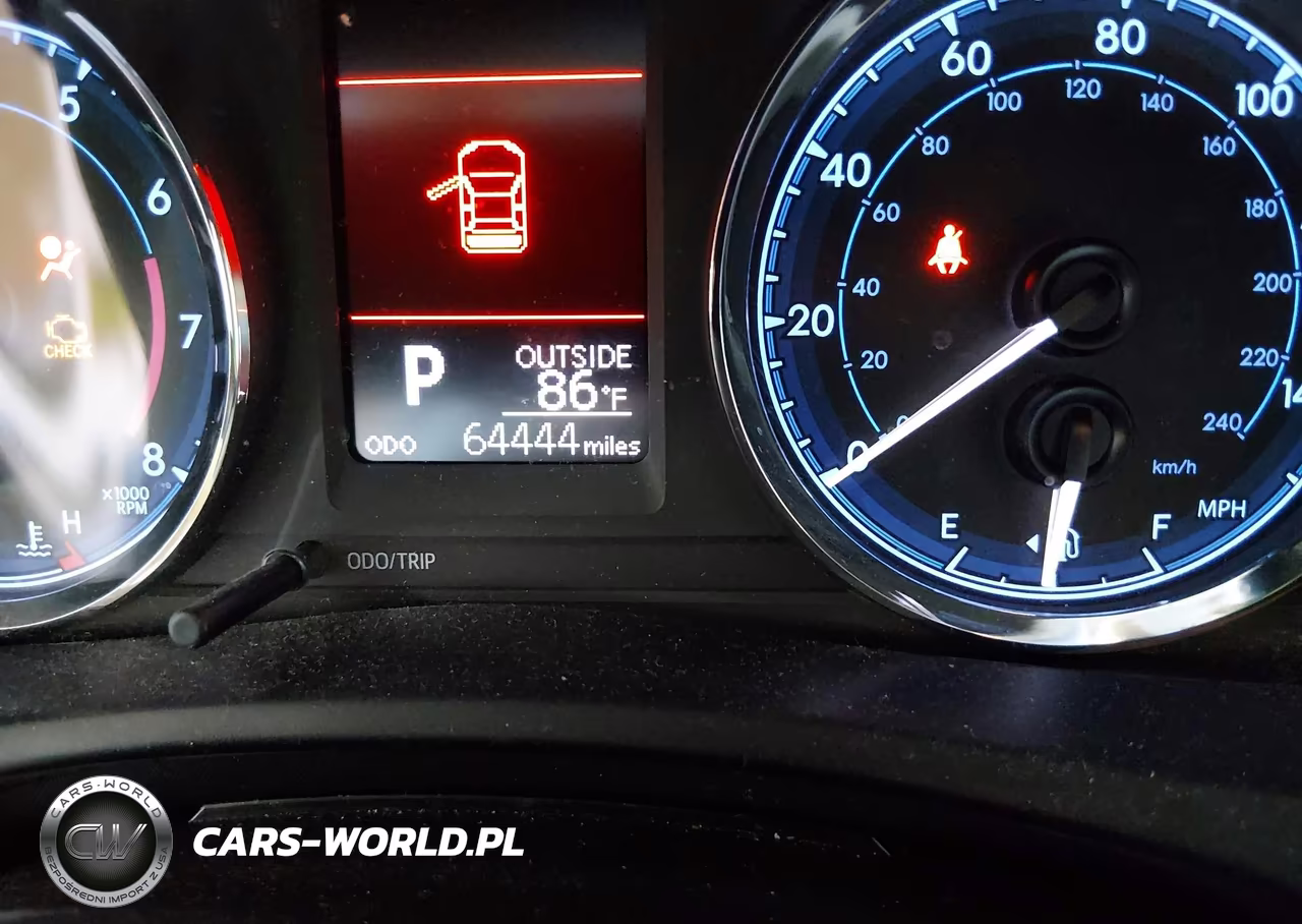2017 Toyota Corolla Le VIN:5YFBURHE5HP644676 - 16