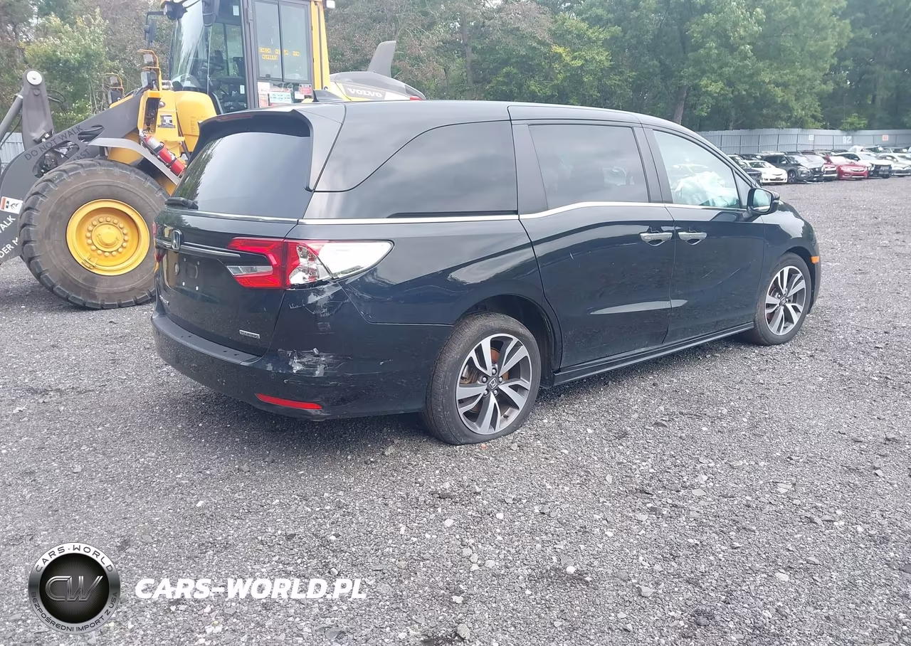 2024 Honda Odyssey Touring VIN:5FNRL6H87RB022457 - 4