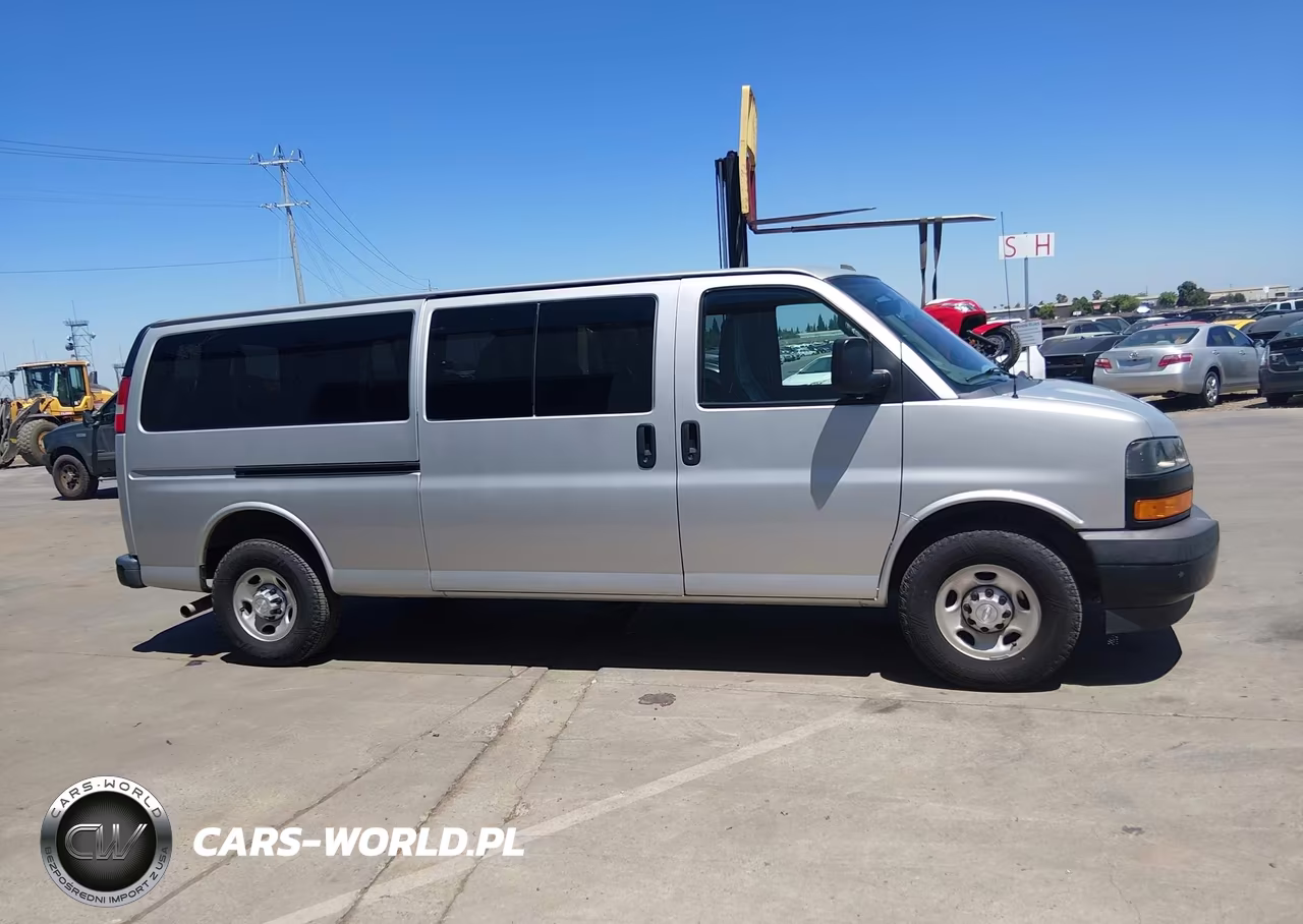 2018 Chevrolet Express 3500 Ls VIN:1GAZGNFG7J1274207 - 13