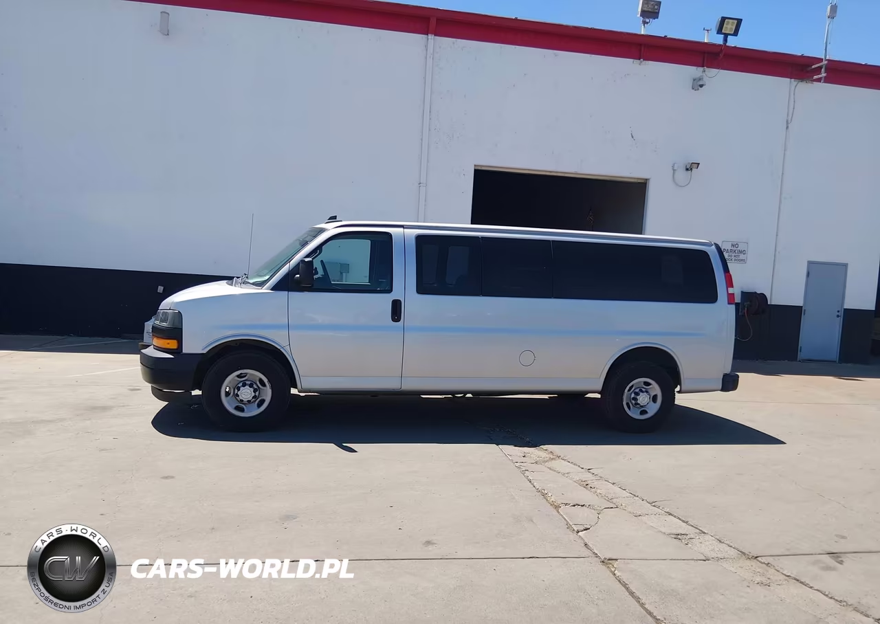 2018 Chevrolet Express 3500 Ls VIN:1GAZGNFG7J1274207 - 14