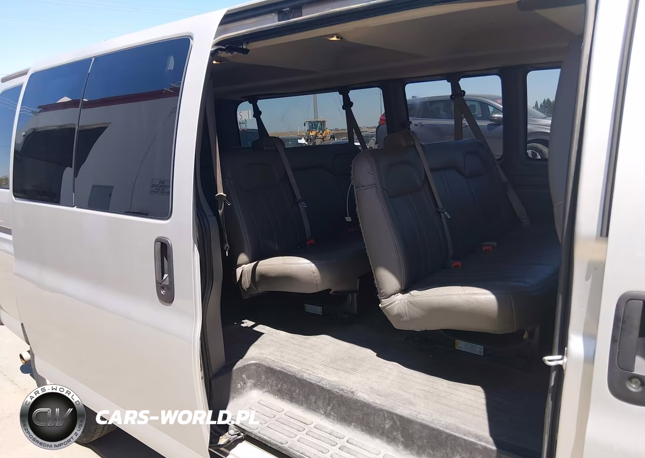 2018 Chevrolet Express 3500 Ls VIN:1GAZGNFG7J1274207 - 8