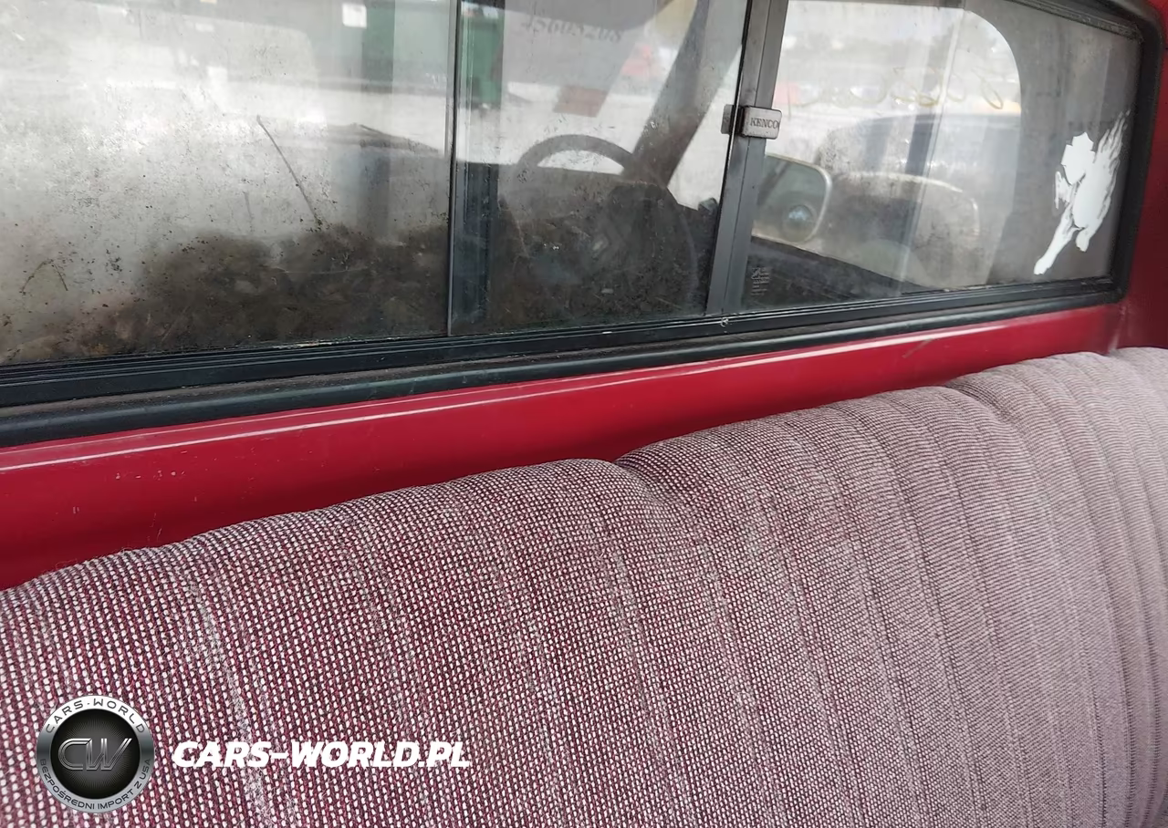 1984 Chevrolet C10 VIN:2GCDC14H3E1129165 - 8