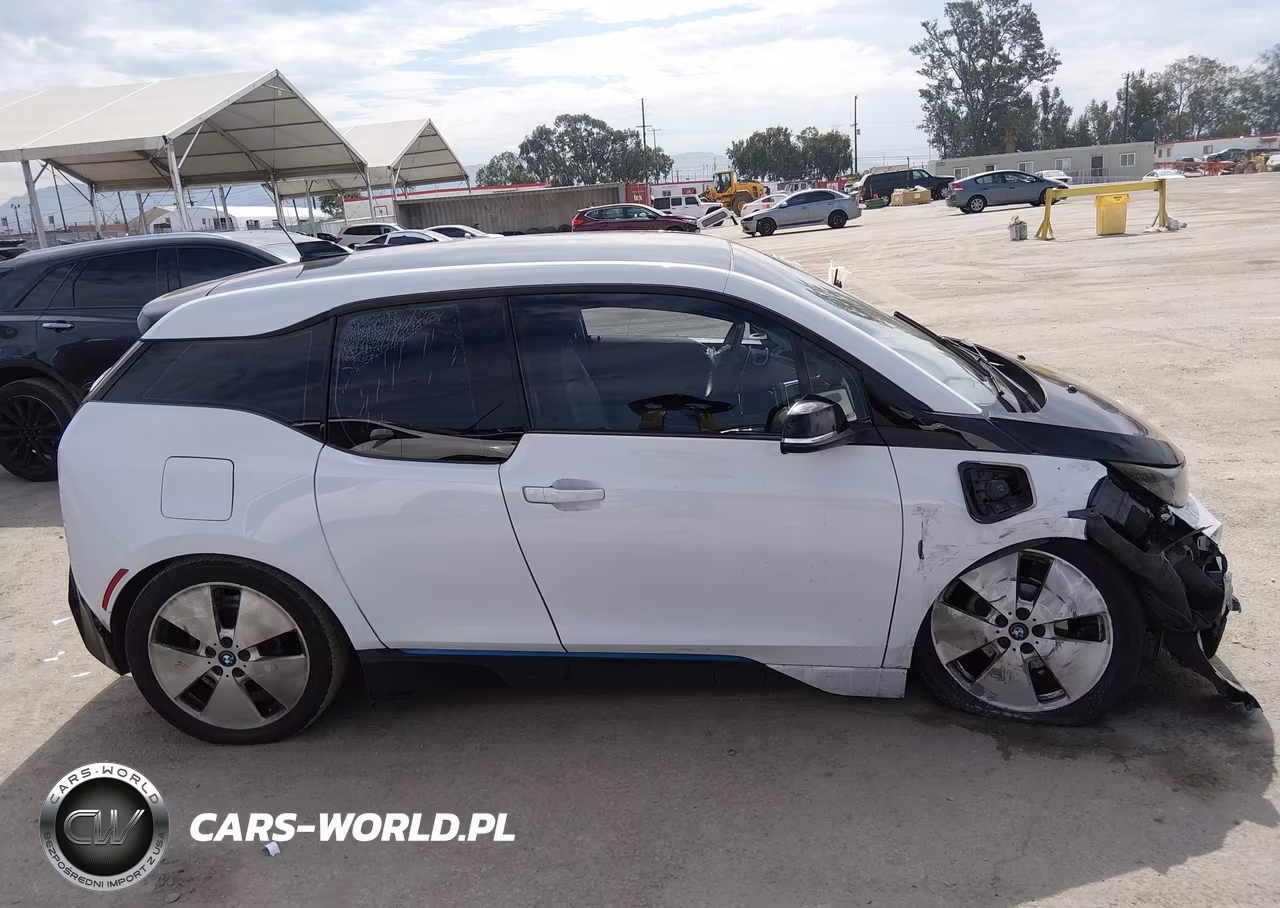 2015 BMW I3 Base W-Range Extender VIN:WBY1Z4C52FV501197 - 12