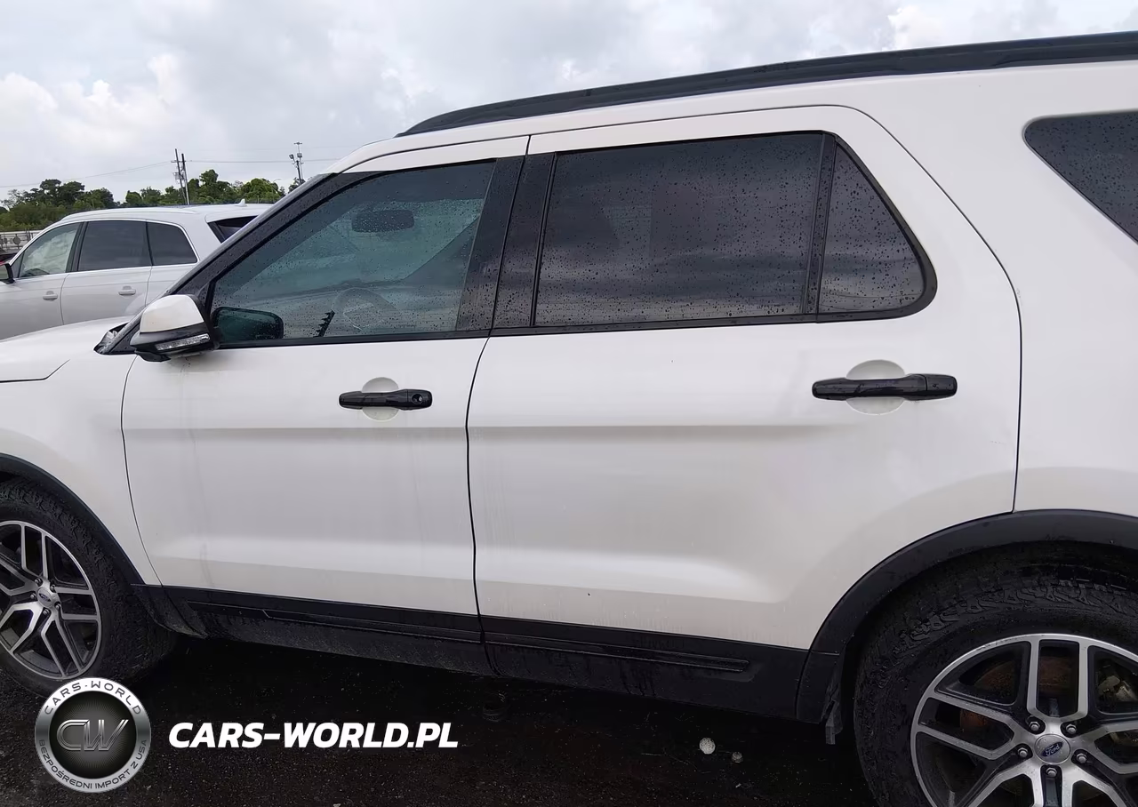 2017 Ford Explorer Sport VIN:1FM5K8GT0HGA45890 - 14