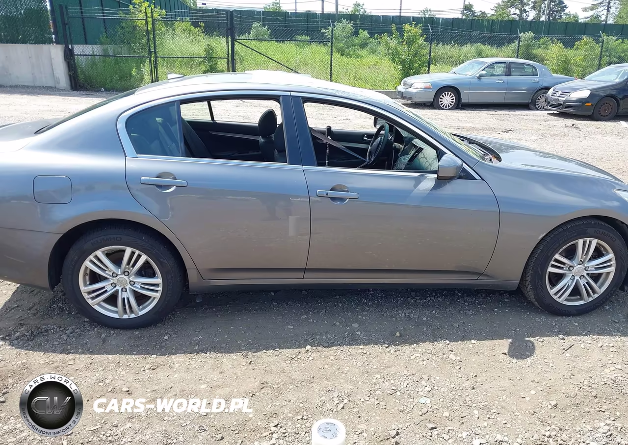 2015 Infiniti Q40 VIN:JN1CV6AR9FM523519 - 13