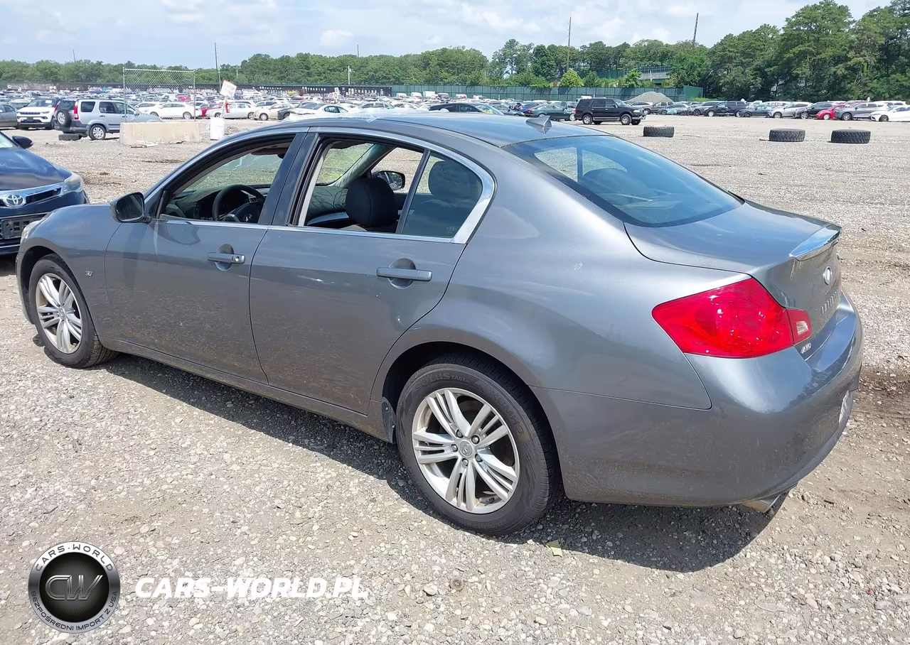 2015 Infiniti Q40 VIN:JN1CV6AR9FM523519 - 3