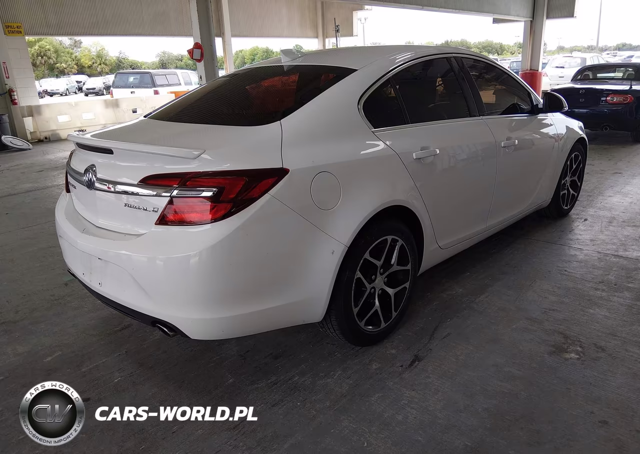 2017 Buick Regal Turbo Sport Touring VIN:2G4GL5EX9H9108705 - 4