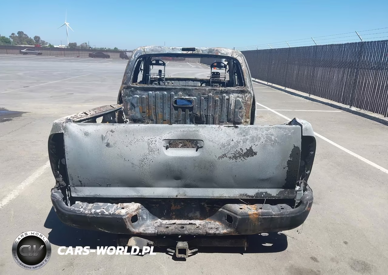 2012 Toyota Tacoma VIN:5TFTX4CN6CX021325 - 15