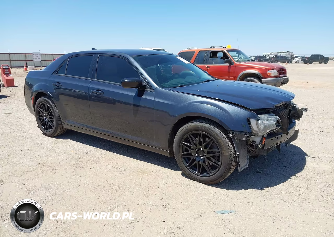 2019 Chrysler 300 Touring – zdjęcie 1 z 16