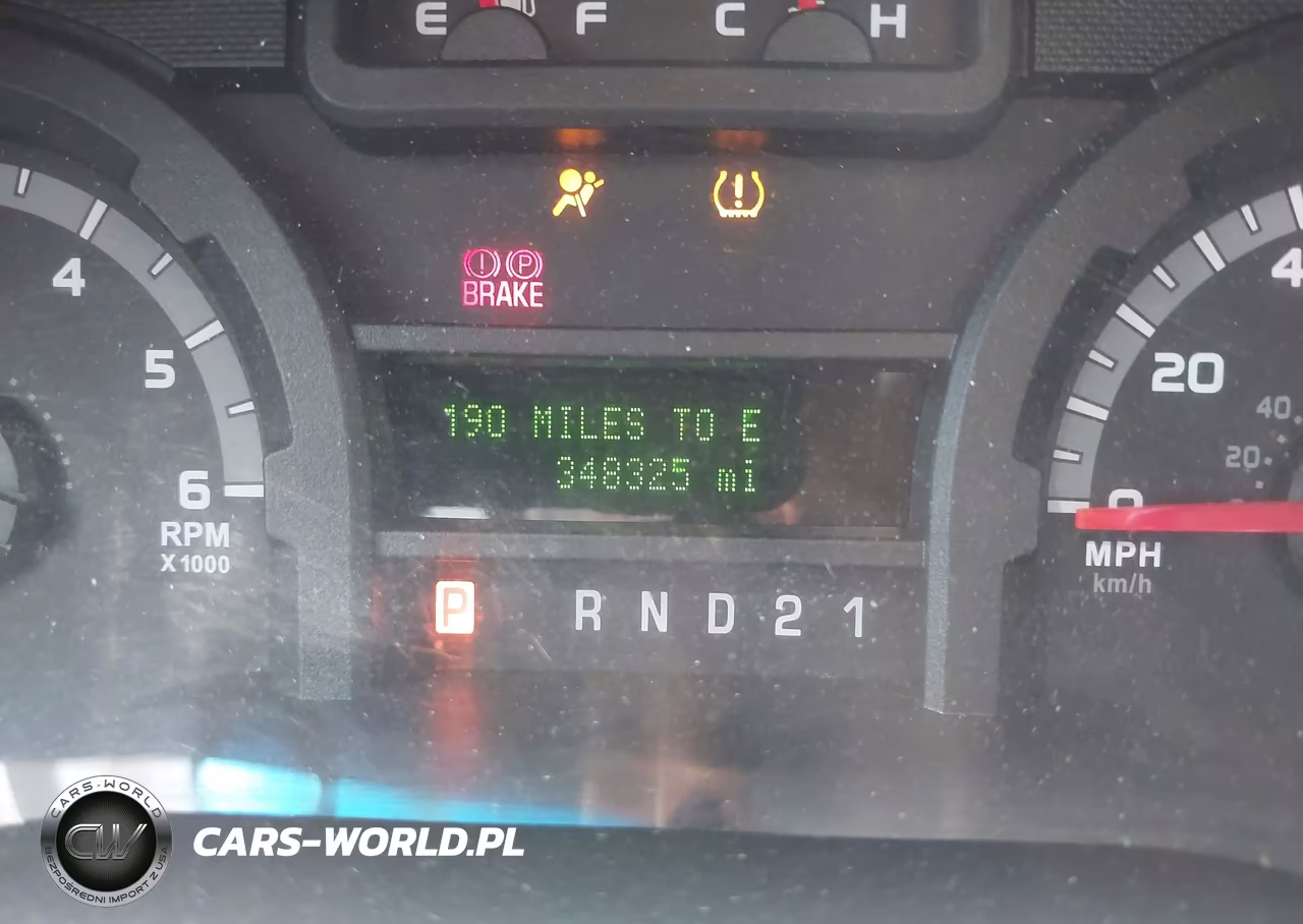2011 Ford E-350 Super Duty Xlt VIN:1FBSS3BLXBDA01247 - 15