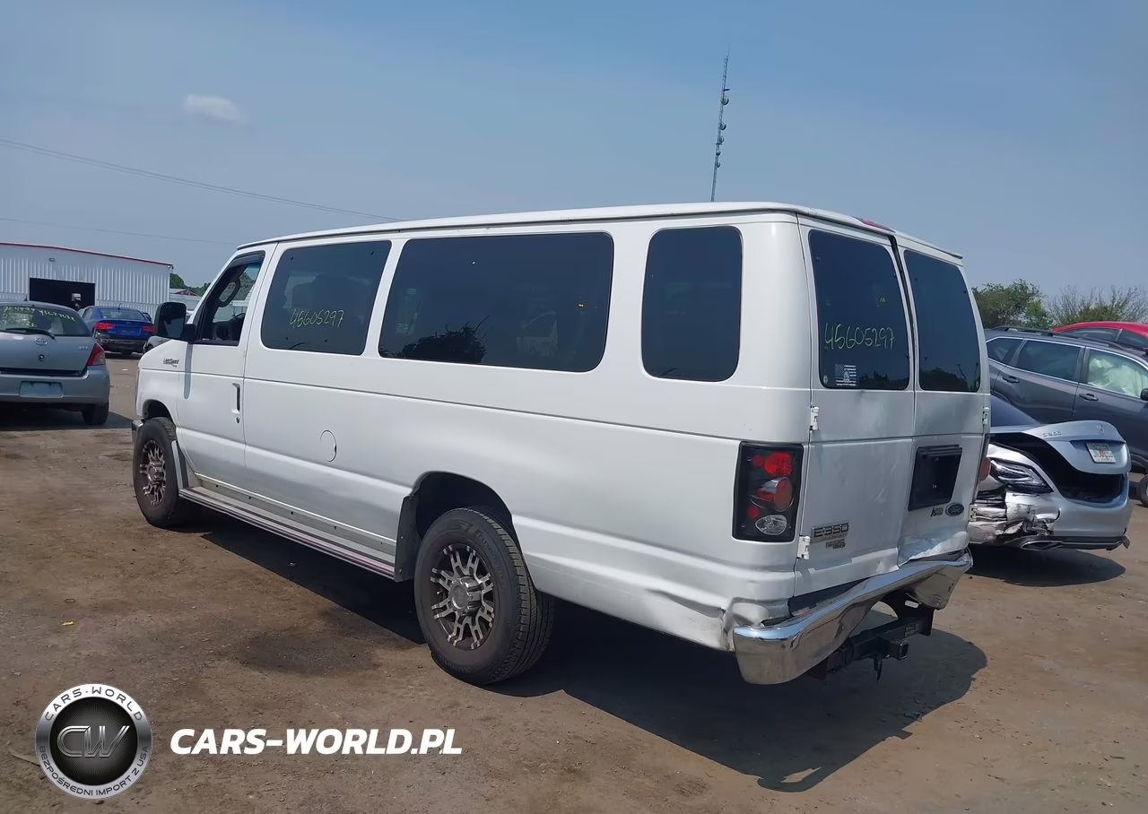 2011 Ford E-350 Super Duty Xlt VIN:1FBSS3BLXBDA01247 - 3