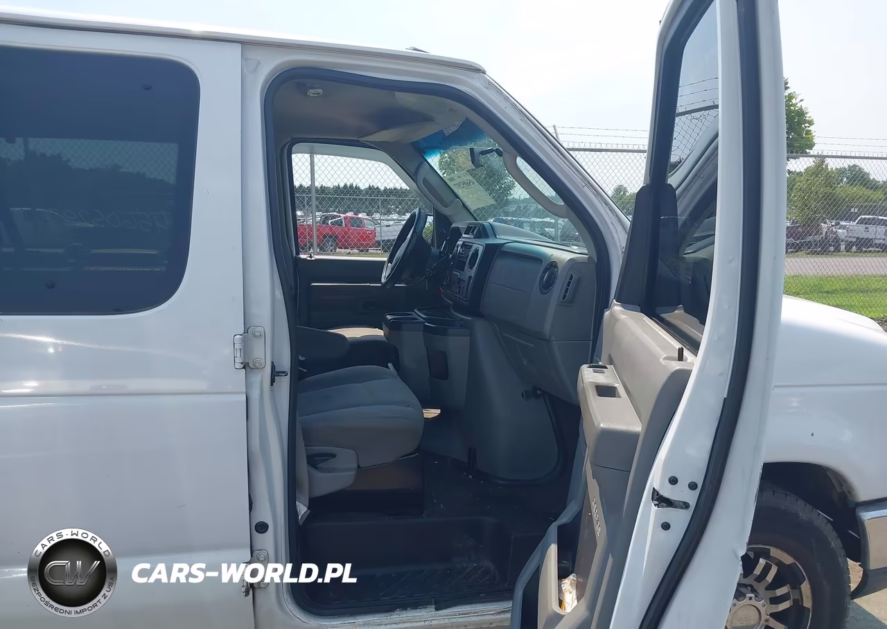 2011 Ford E-350 Super Duty Xlt VIN:1FBSS3BLXBDA01247 - 5