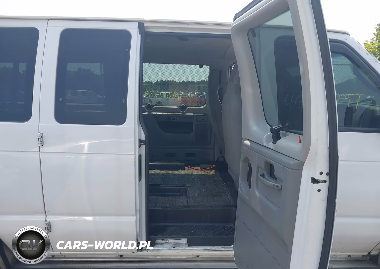 2011 Ford E-350 Super Duty Xlt VIN:1FBSS3BLXBDA01247 - 8