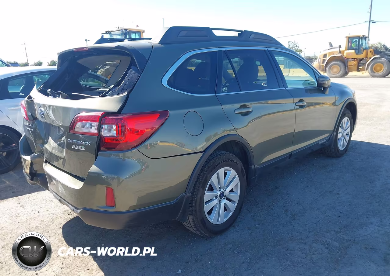 2015 Subaru Outback 2.5I Premium VIN:4S4BSAHC1F3250650 - 4