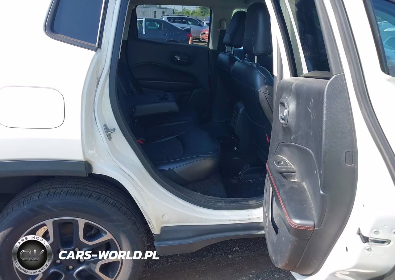 2019 Jeep Compass Trailhawk 4X4 VIN:3C4NJDDB7KT671497 - 7