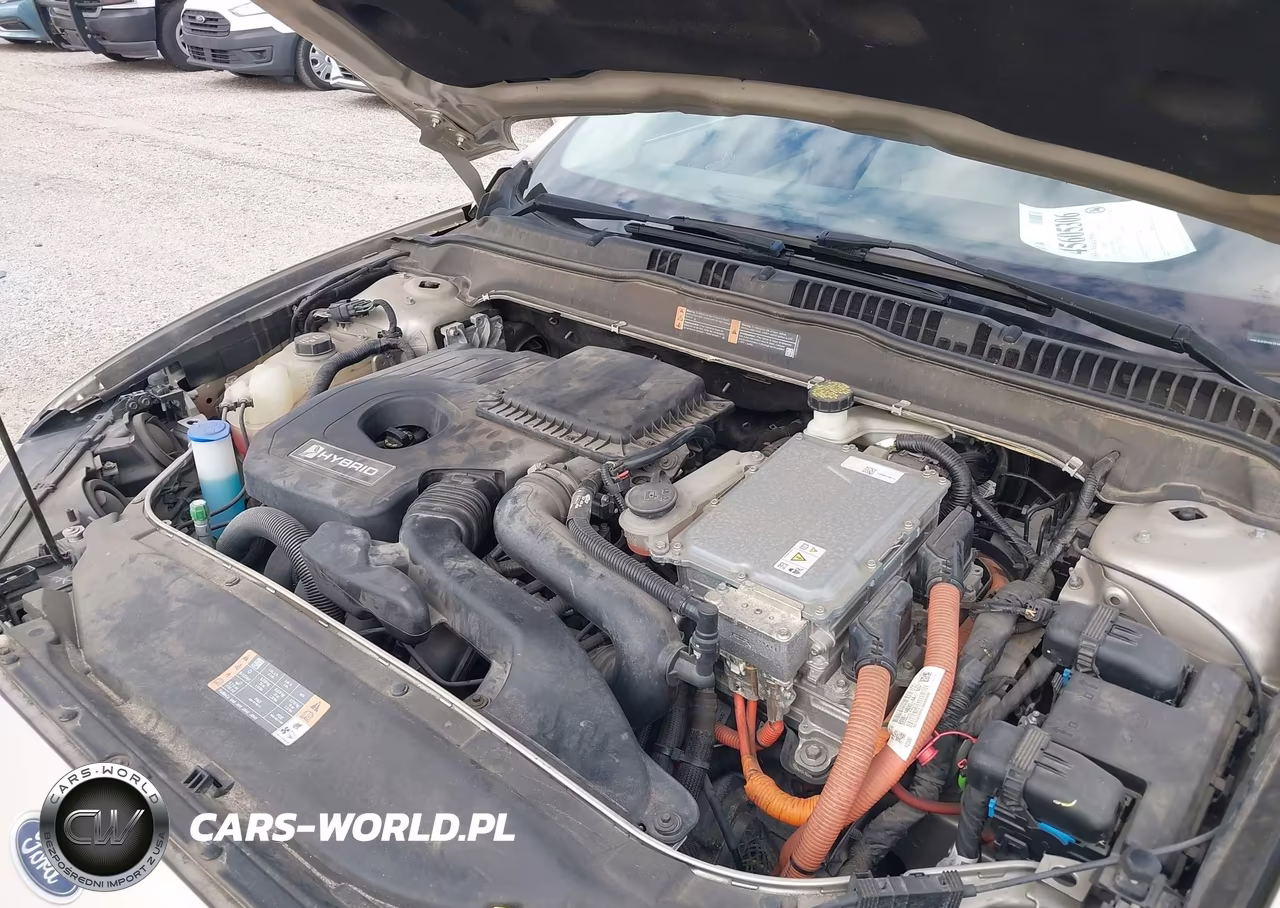 2018 Ford Fusion Hybrid S VIN:3FA6P0UU8JR100888 - 10