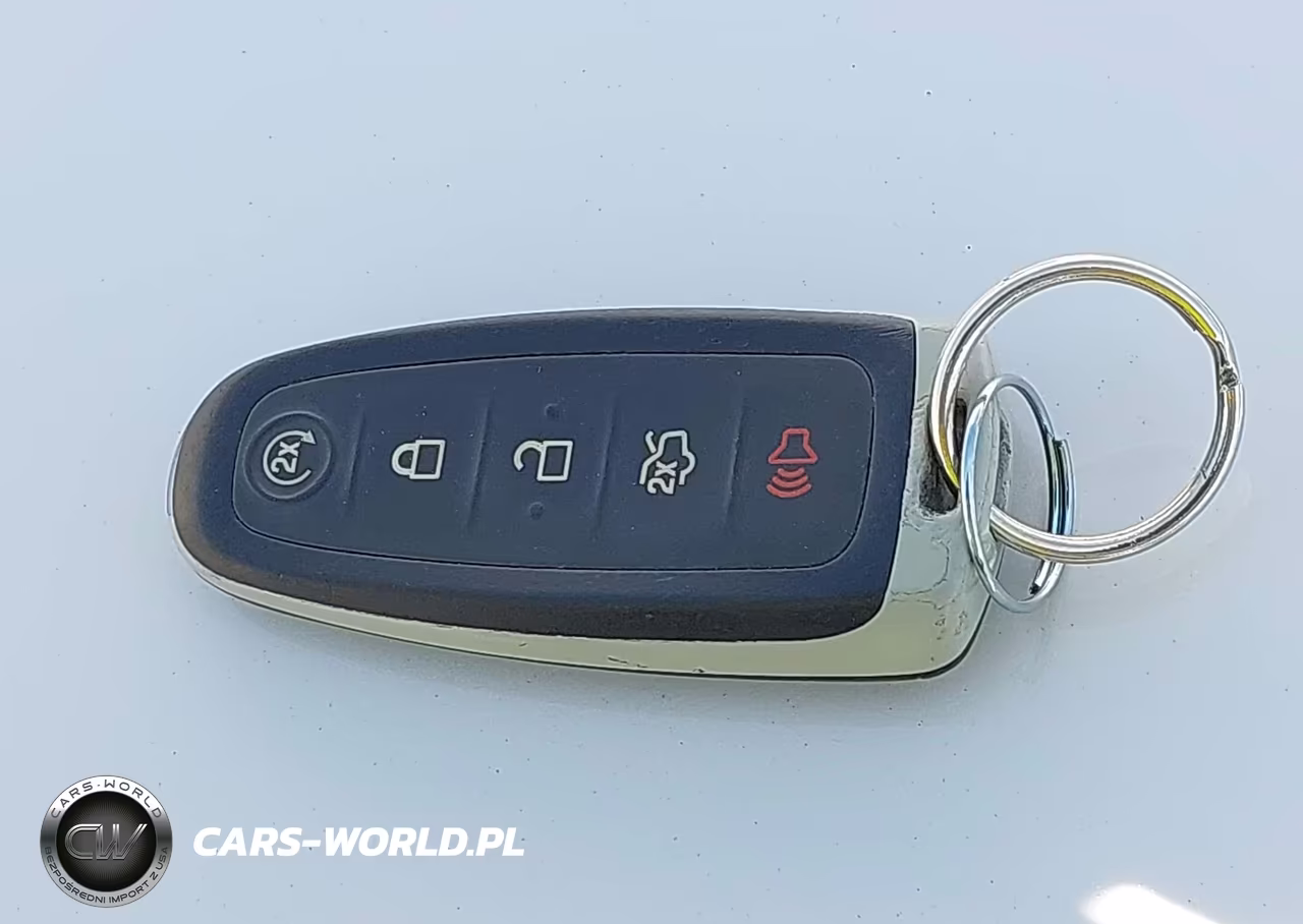2014 Ford Focus Titanium VIN:1FADP3J23EL131871 - 11