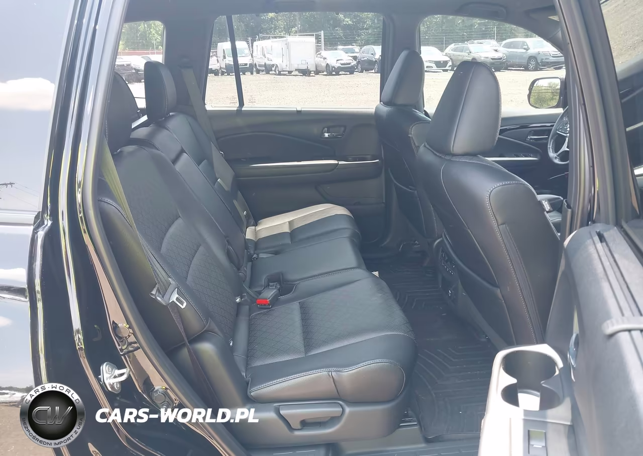 2019 Honda Passport Elite VIN:5FNYF8H01KB002087 - 8