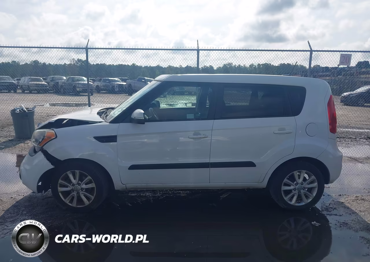 2012 Kia Soul + VIN:KNDJT2A65C7385058 - 14