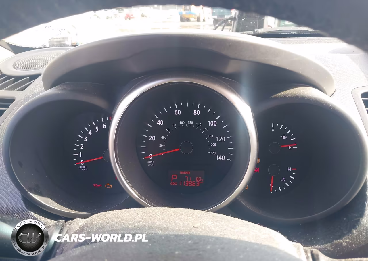 2012 Kia Soul + VIN:KNDJT2A65C7385058 - 7