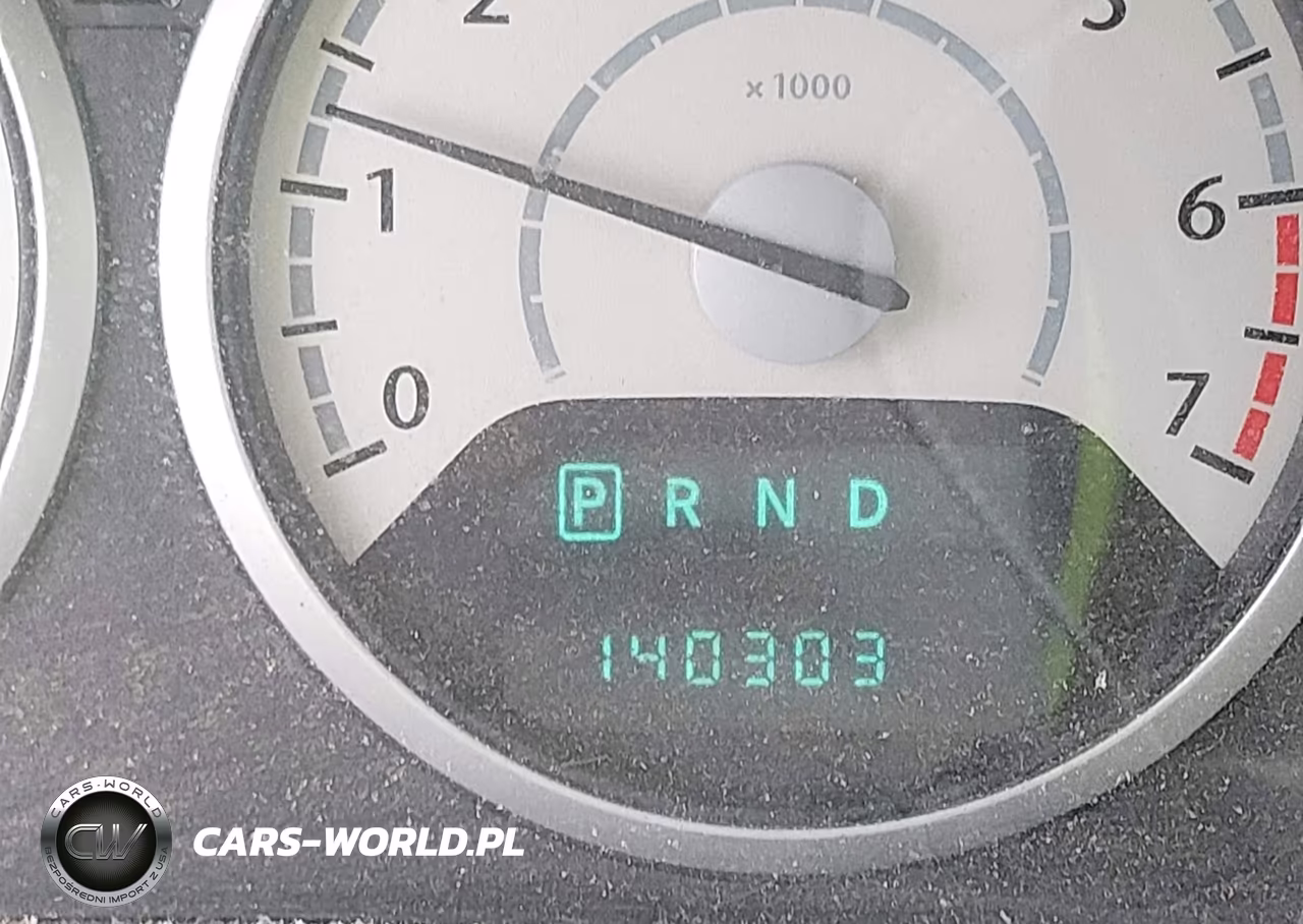2010 Chrysler Town & Country Touring VIN:2A4RR5D17AR141162 - 15