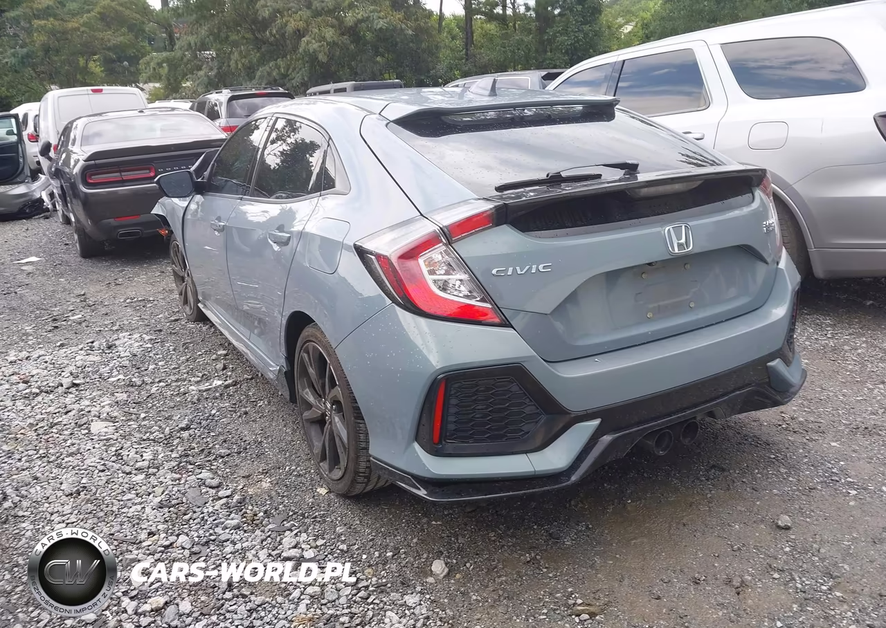 2017 Honda Civic Sport Touring VIN:SHHFK7H91HU229931 - 3