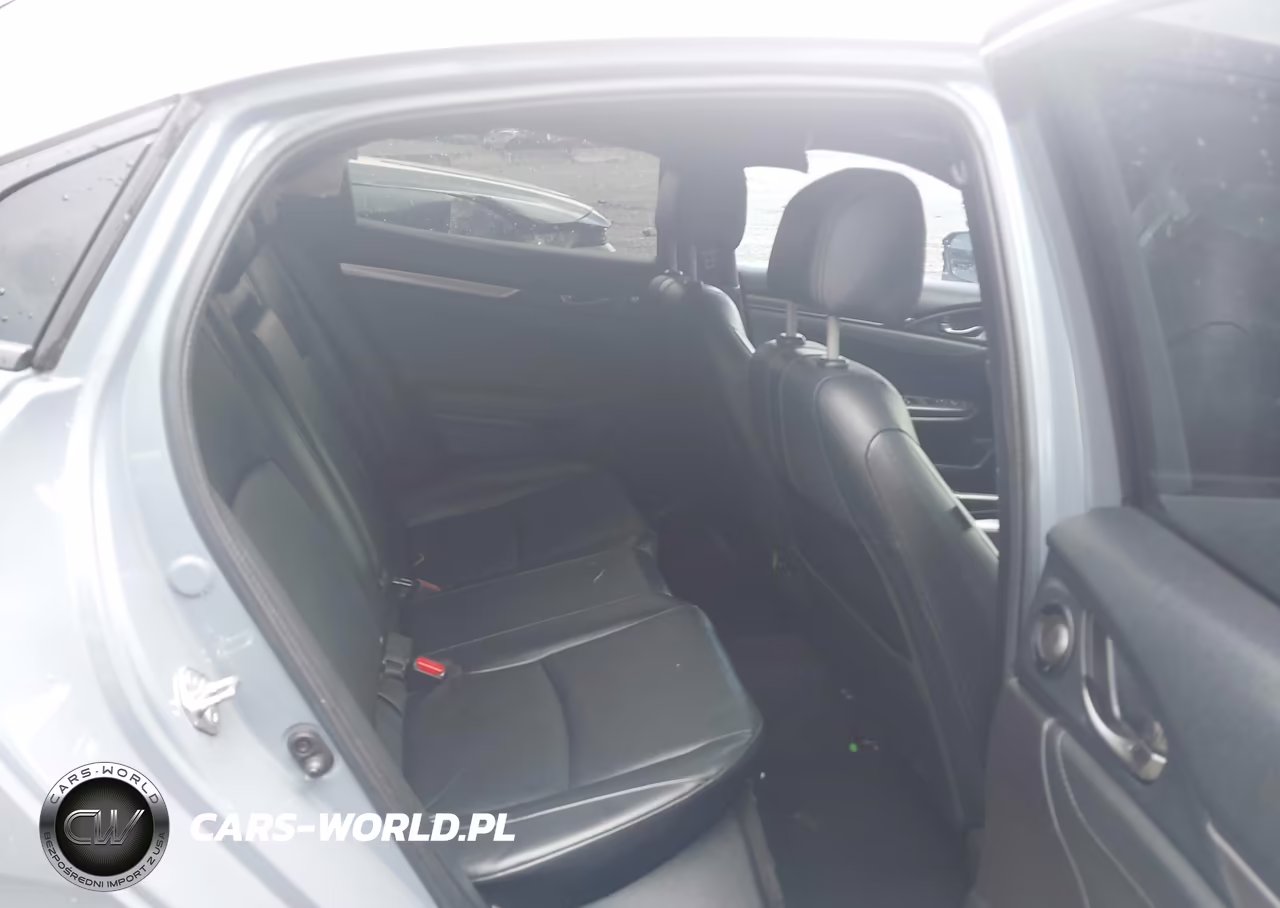 2017 Honda Civic Sport Touring VIN:SHHFK7H91HU229931 - 8