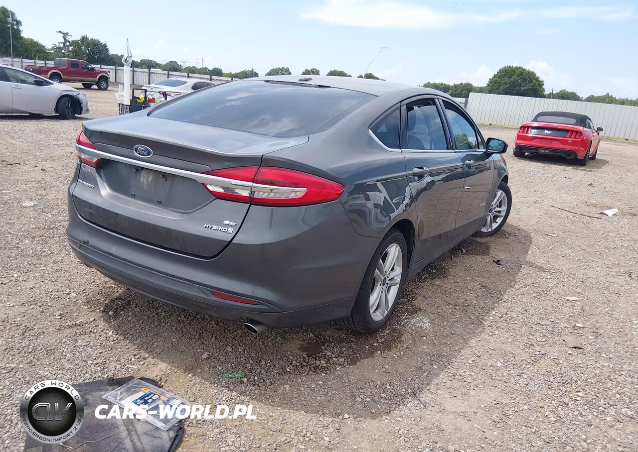 2018 Ford Fusion Hybrid Se VIN:3FA6P0LU1JR173425 - 4
