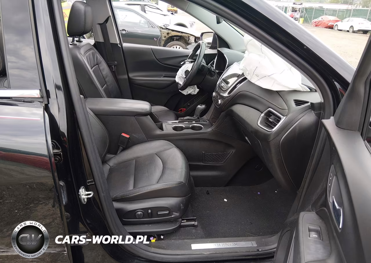 2018 Chevrolet Equinox Premier VIN:2GNAXWEX7J6209597 - 5