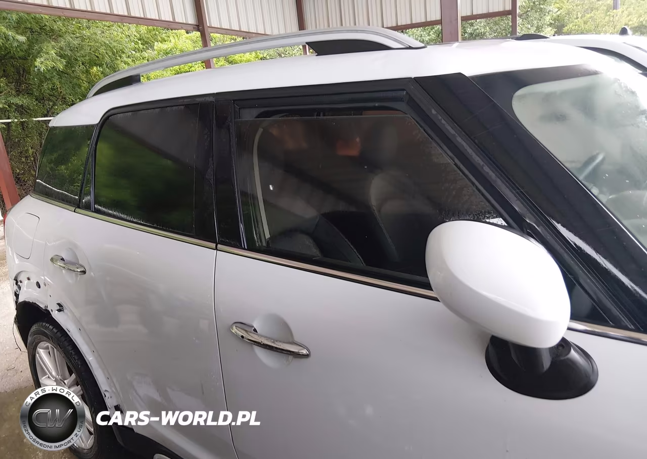 2020 Mini Countryman Cooper VIN:WMZYW5C09L3L05817 - 13