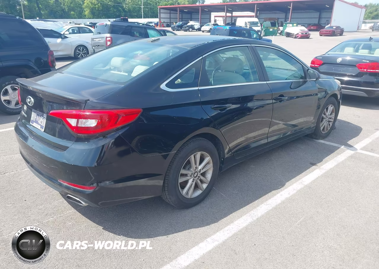 2015 Hyundai Sonata Se VIN:5NPE24AF5FH123122 - 4