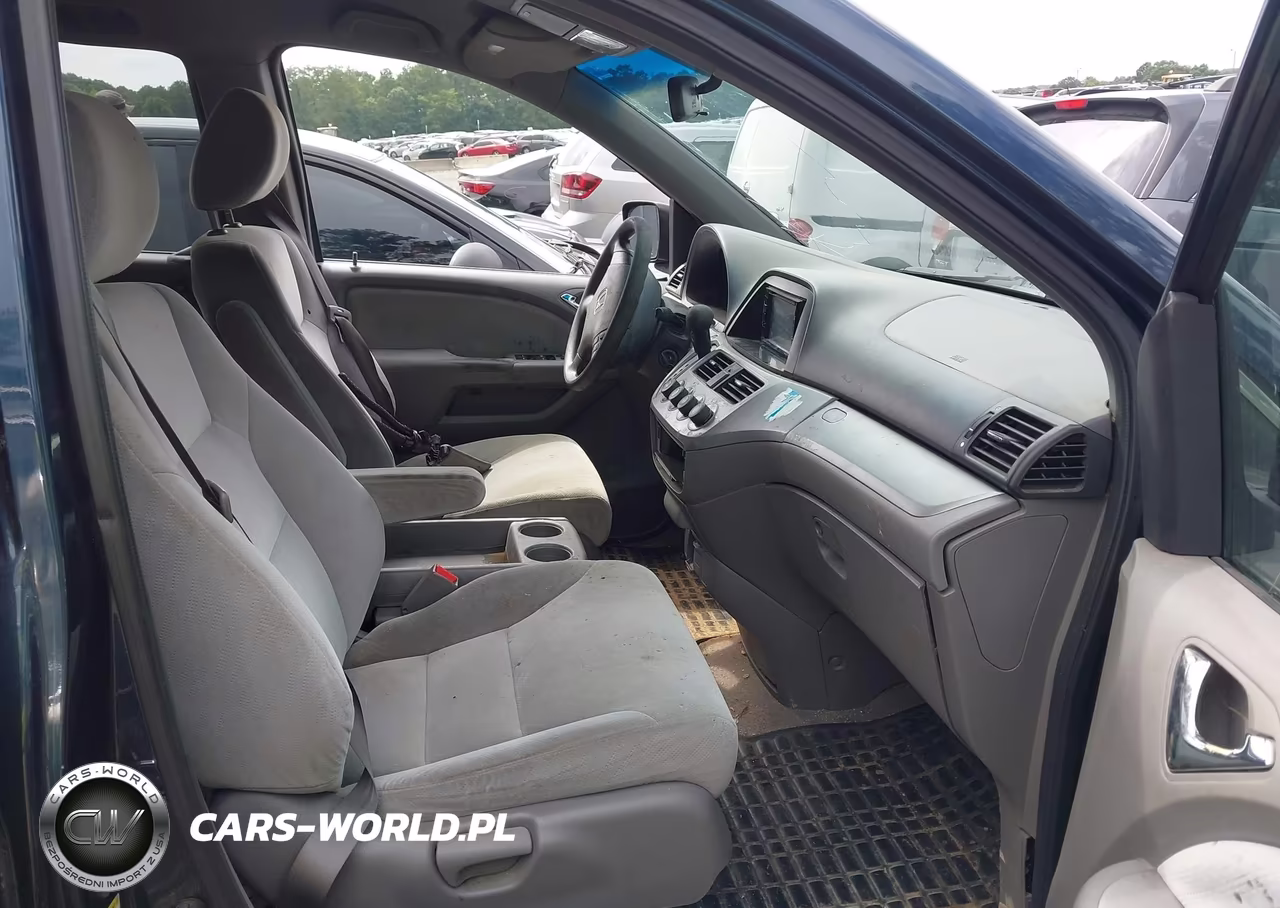 2010 Honda Odyssey Lx VIN:5FNRL3H23AB050061 - 5