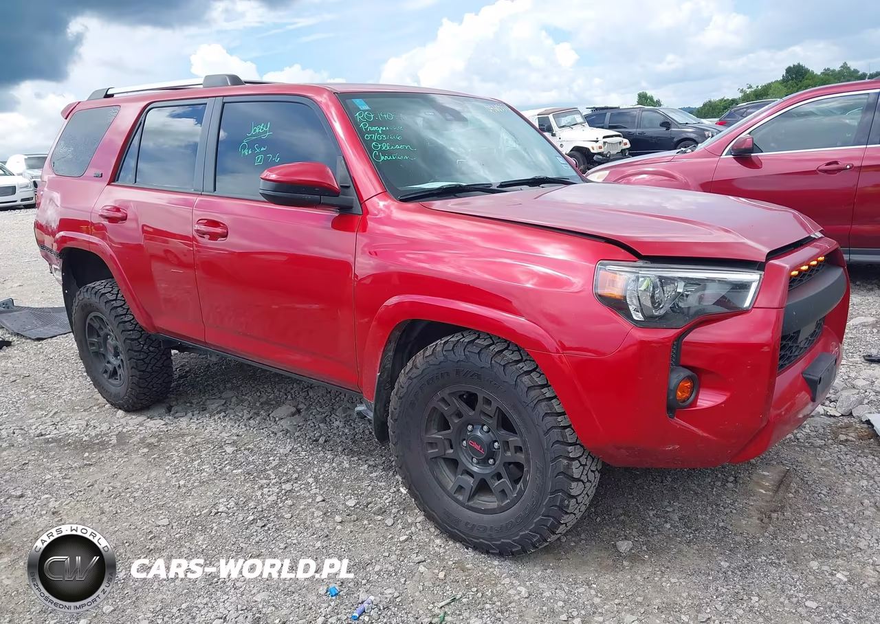 2023 Toyota 4Runner Sr5 – zdjęcie 1 z 17