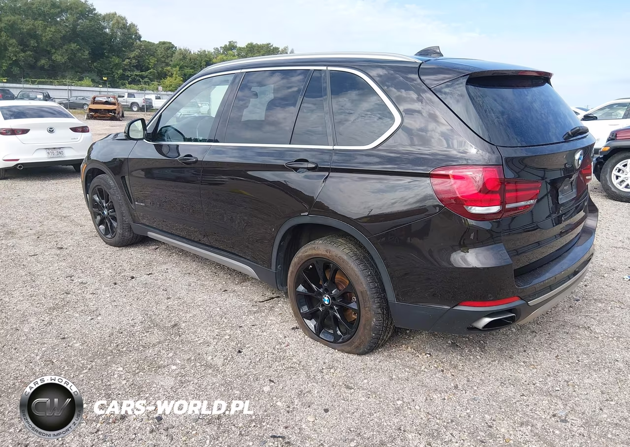 2018 BMW X5 xDrive50I VIN:5UXKR6C5XJ0U14086 - 3