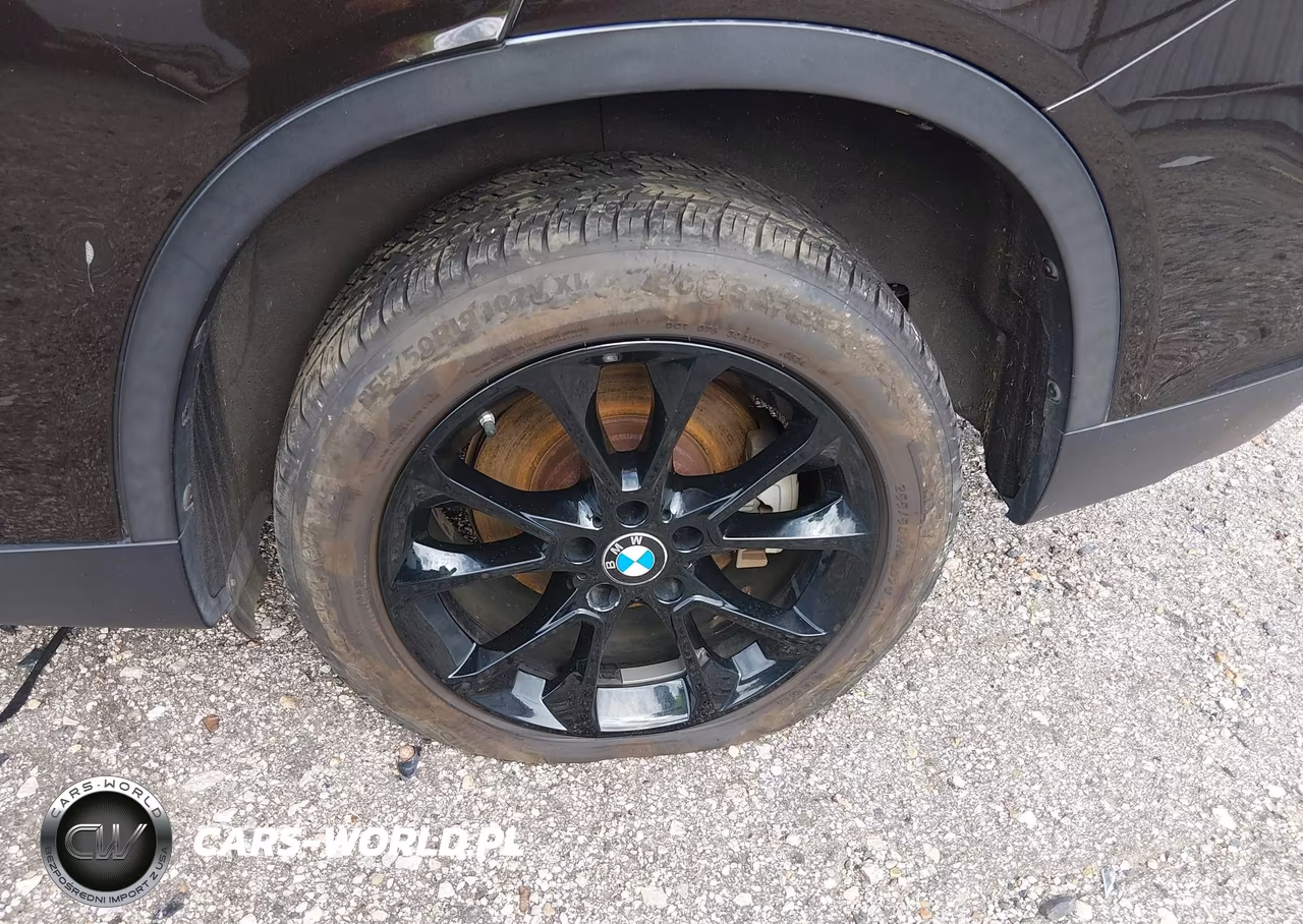 2018 BMW X5 xDrive50I VIN:5UXKR6C5XJ0U14086 - 6