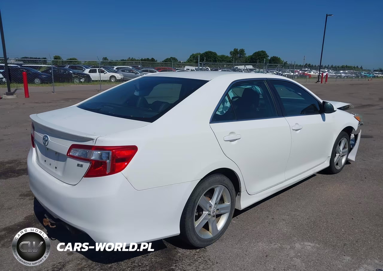 2012 Toyota Camry Se VIN:4T1BF1FK9CU577639 - 4