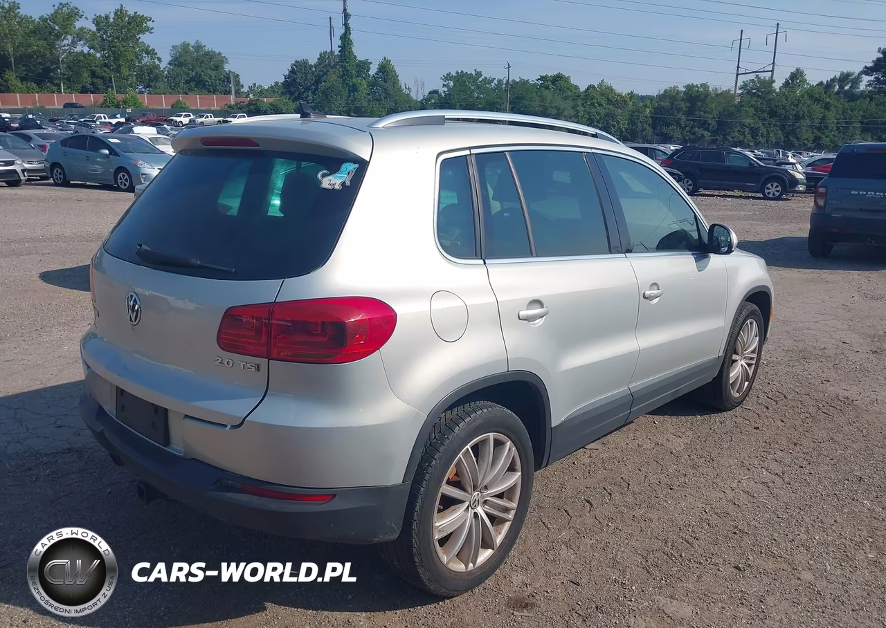 2015 Volkswagen Tiguan Sel VIN:WVGAV7AX2FW537917 - 4