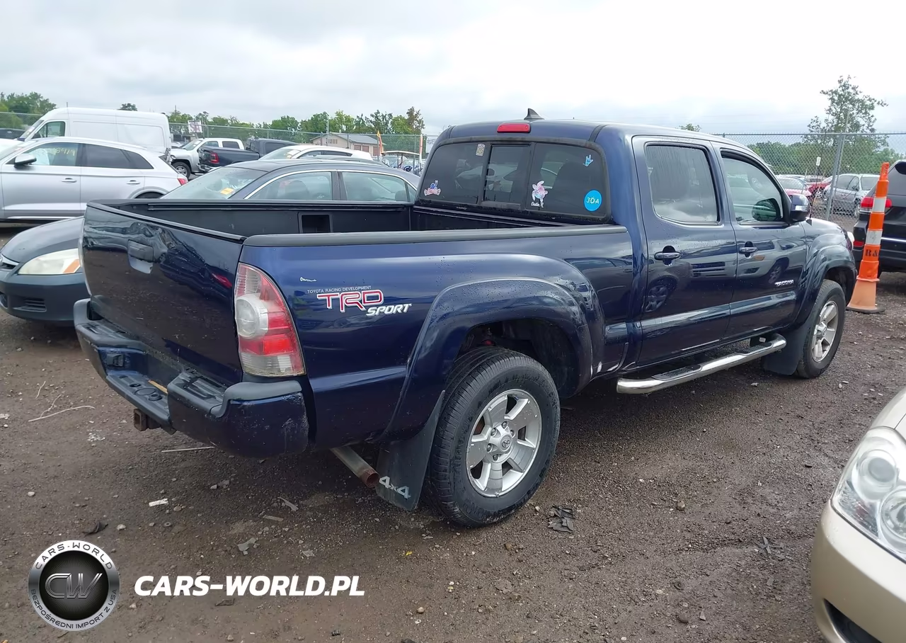 2012 Toyota Tacoma Base V6 VIN:3TMMU4FN3CM043961 - 4