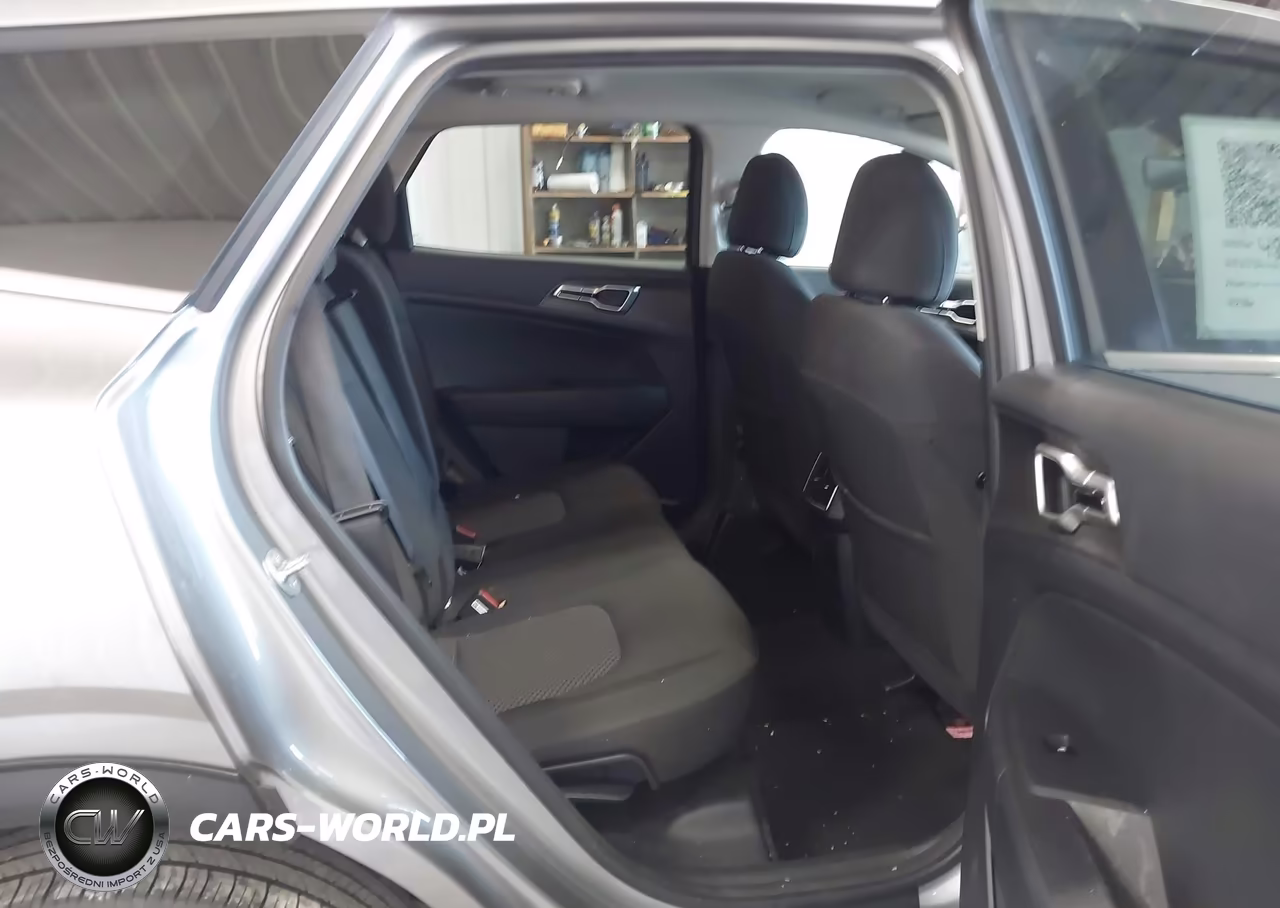 2025 Kia Sportage Lx VIN:KNDPUCDF5S7370387 - 8