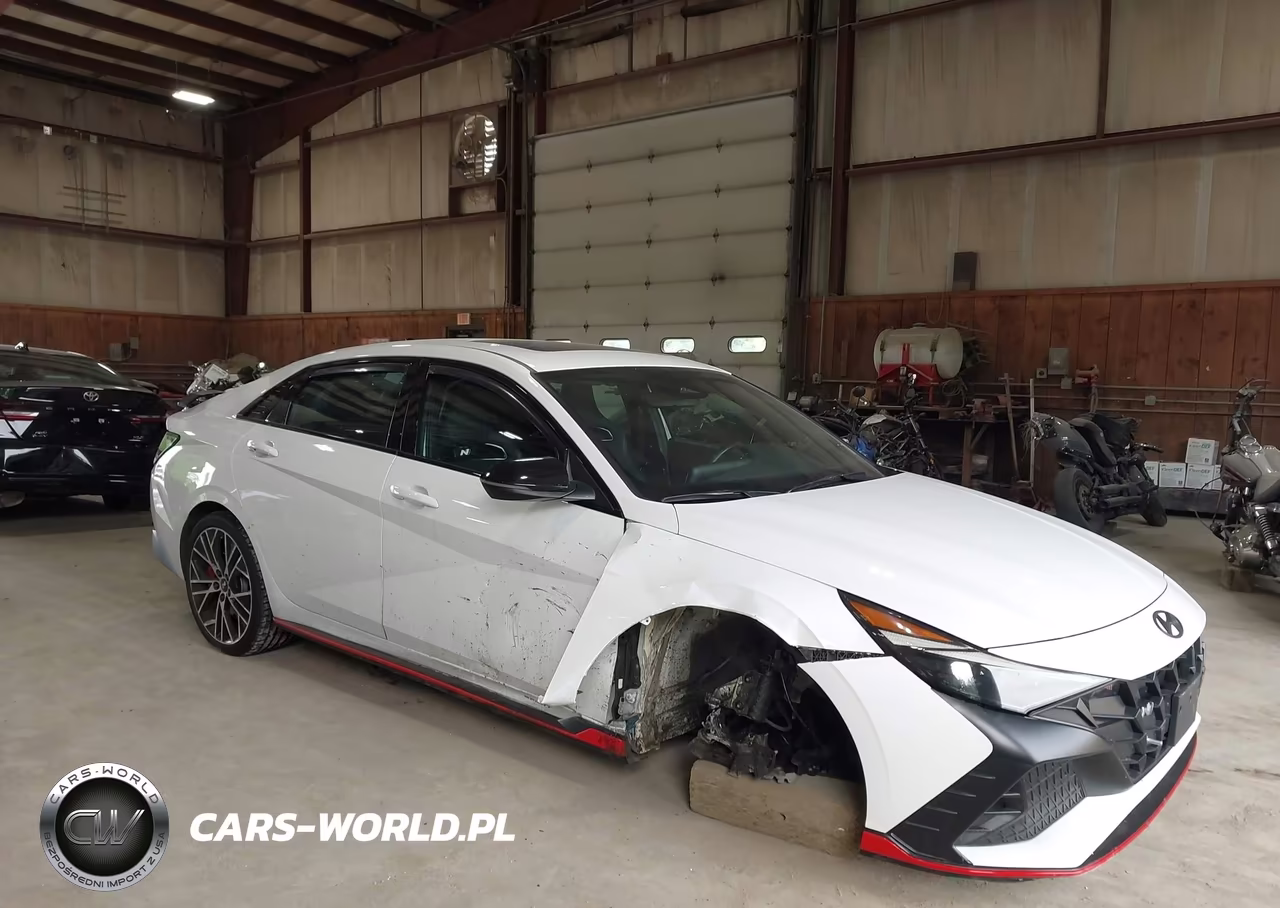 2023 Hyundai Elantra N – zdjęcie 1 z 17