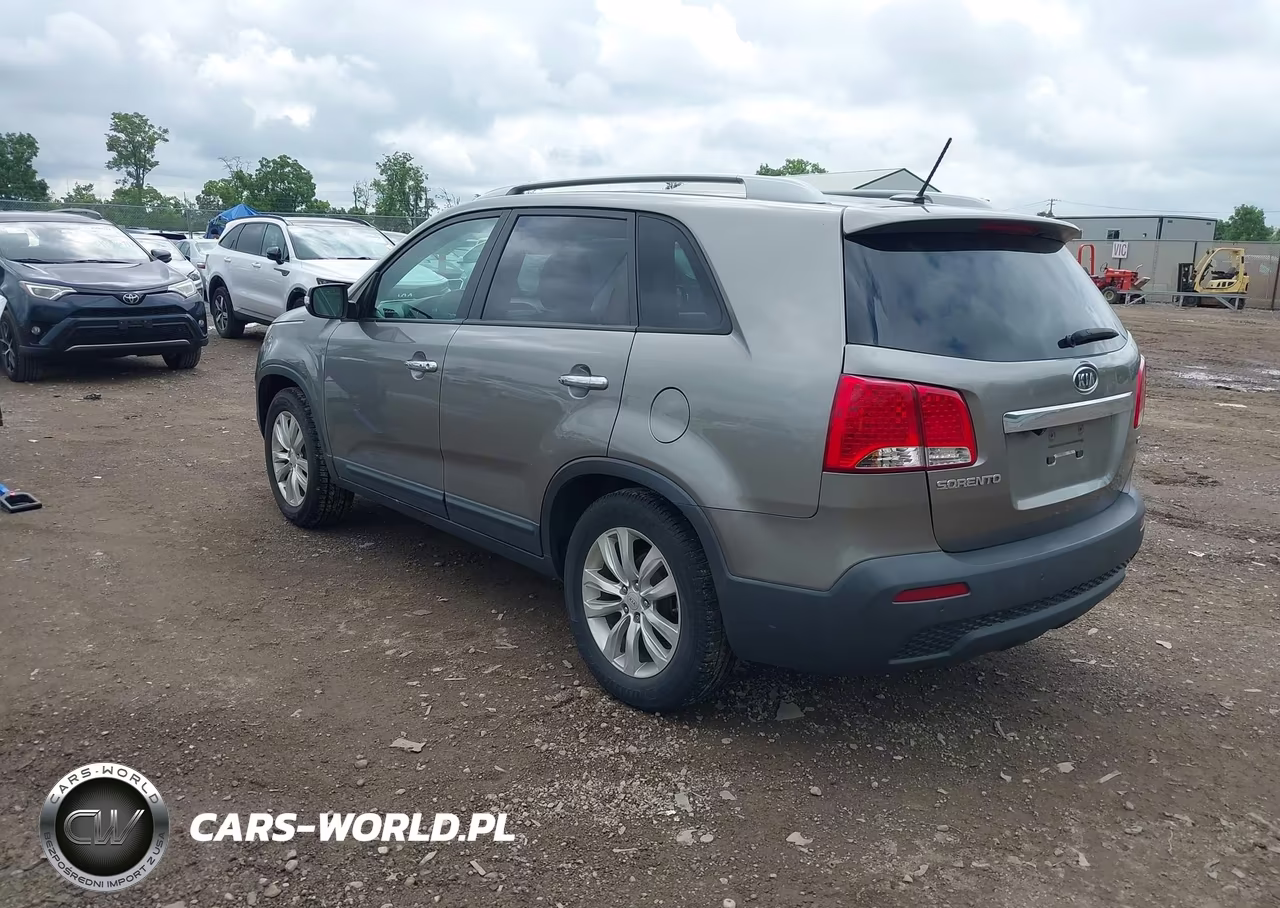 2011 Kia Sorento Ex VIN:5XYKU4A11BG035719 - 3
