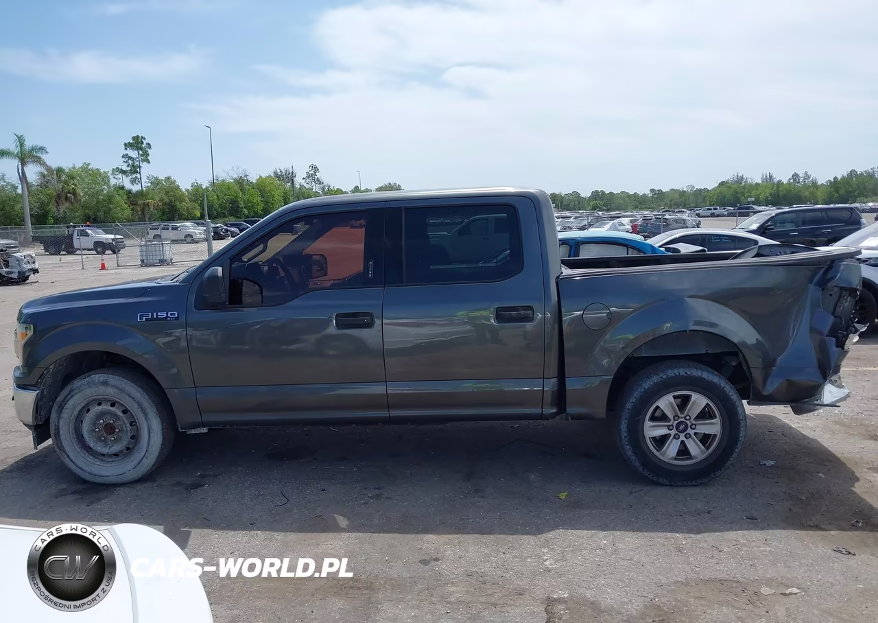 2018 Ford F-150 Xlt VIN:1FTEW1CB4JFB30322 - 15