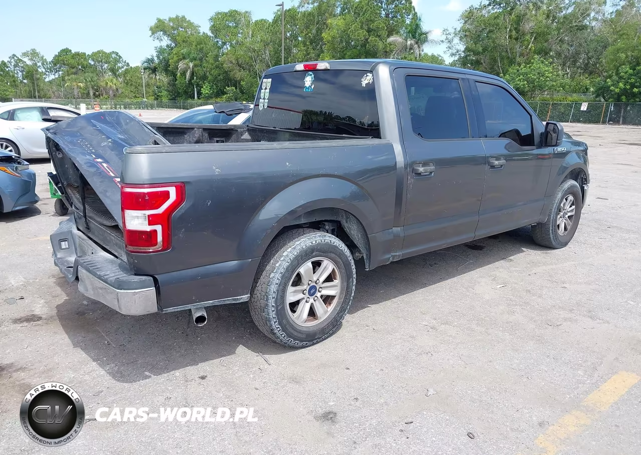2018 Ford F-150 Xlt VIN:1FTEW1CB4JFB30322 - 4