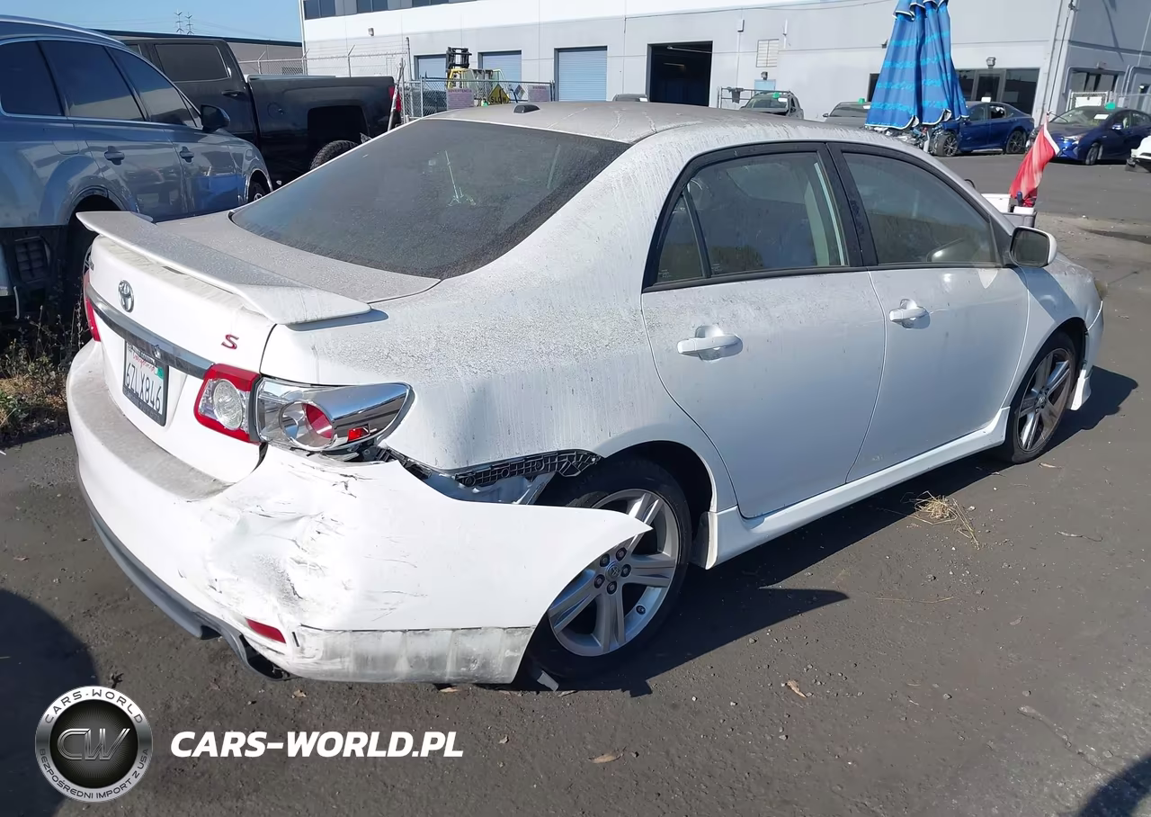 2013 Toyota Corolla S VIN:5YFBU4EE4DP142372 - 4